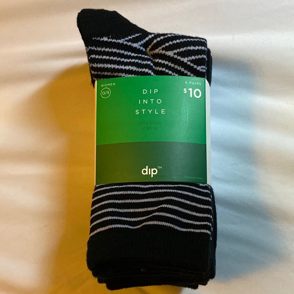 NWT Dip into fashion 6 pair crew sock bundle